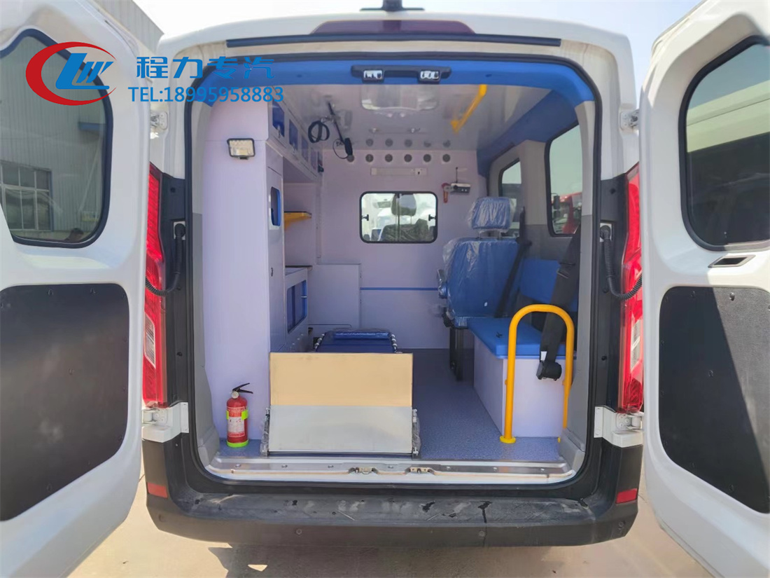 大通V90救護車（柴油）