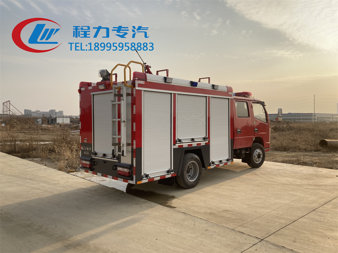 東風(fēng)2.5噸水罐消防車